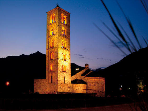 Kirche vall de boi nachts Vall de Boí   Aigüestortes in den Pyrenäen