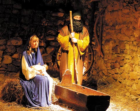 Pals05 Maria Josef Lebendige Krippe in der Weihnachtszeit – Pessebre vivent in Pals    