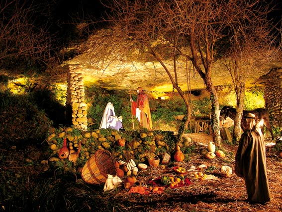Bascara Weih 07 18 Weihnachtskrippen in Katalonien   lebendig und stilvoll beim El Pessebre de Bàscara