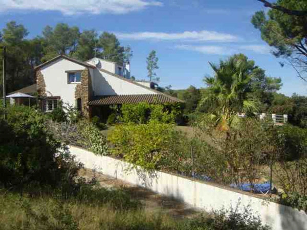 Villa im Hinterland der Costa Brava