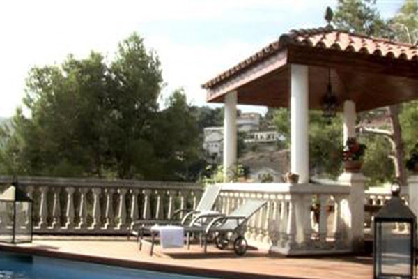 Villa in Vallirana zum Kauf