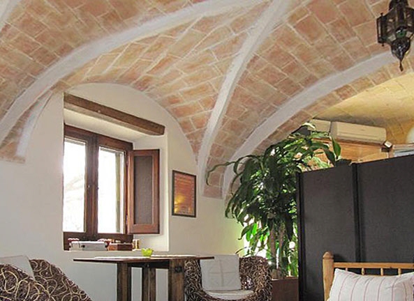 Haus in Sarrià De Ter zum Kauf