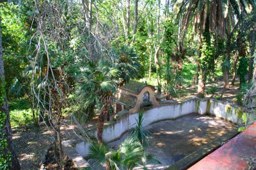 Swimmingpool der Masia in Torroella de Fluvià