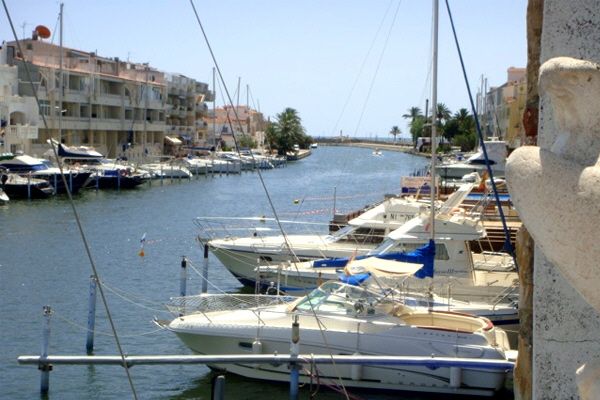 Haus in Empuriabrava
