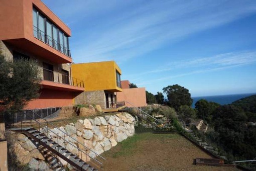 Modernes Haus in der Nähe des Strand in Begur